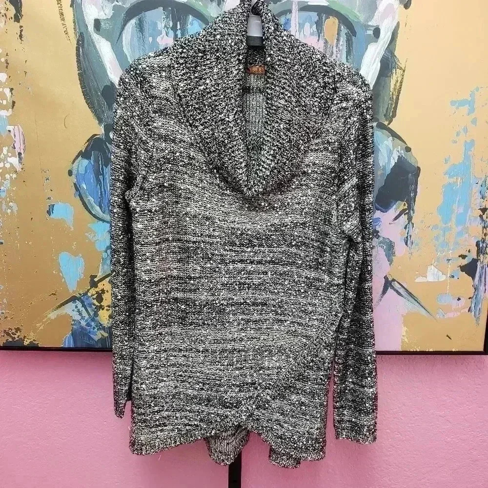 Belldini Cowl Neck Black, White and Gray Heathered Sweater